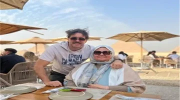 هشام ماجد يكرم والدته في عيد الأم ويتصدر شباك تذاكر برشامة